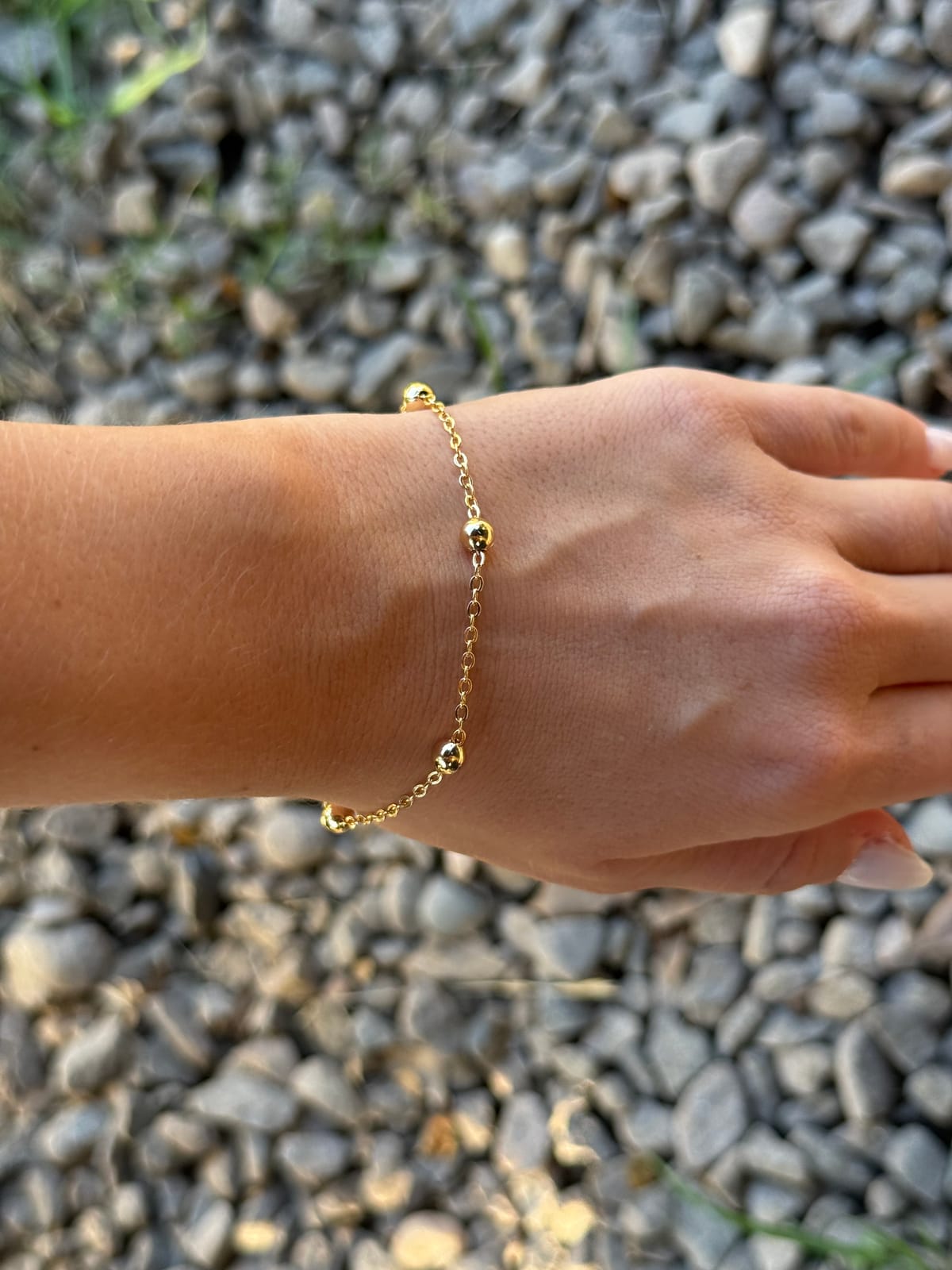 Pulsera bolitas dorada